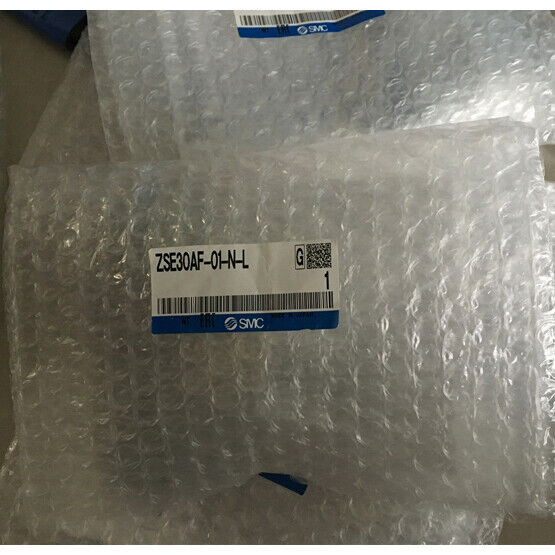 1PC SMC ZSE30AF-01-N-L Digital Pressure Switch - SMC
