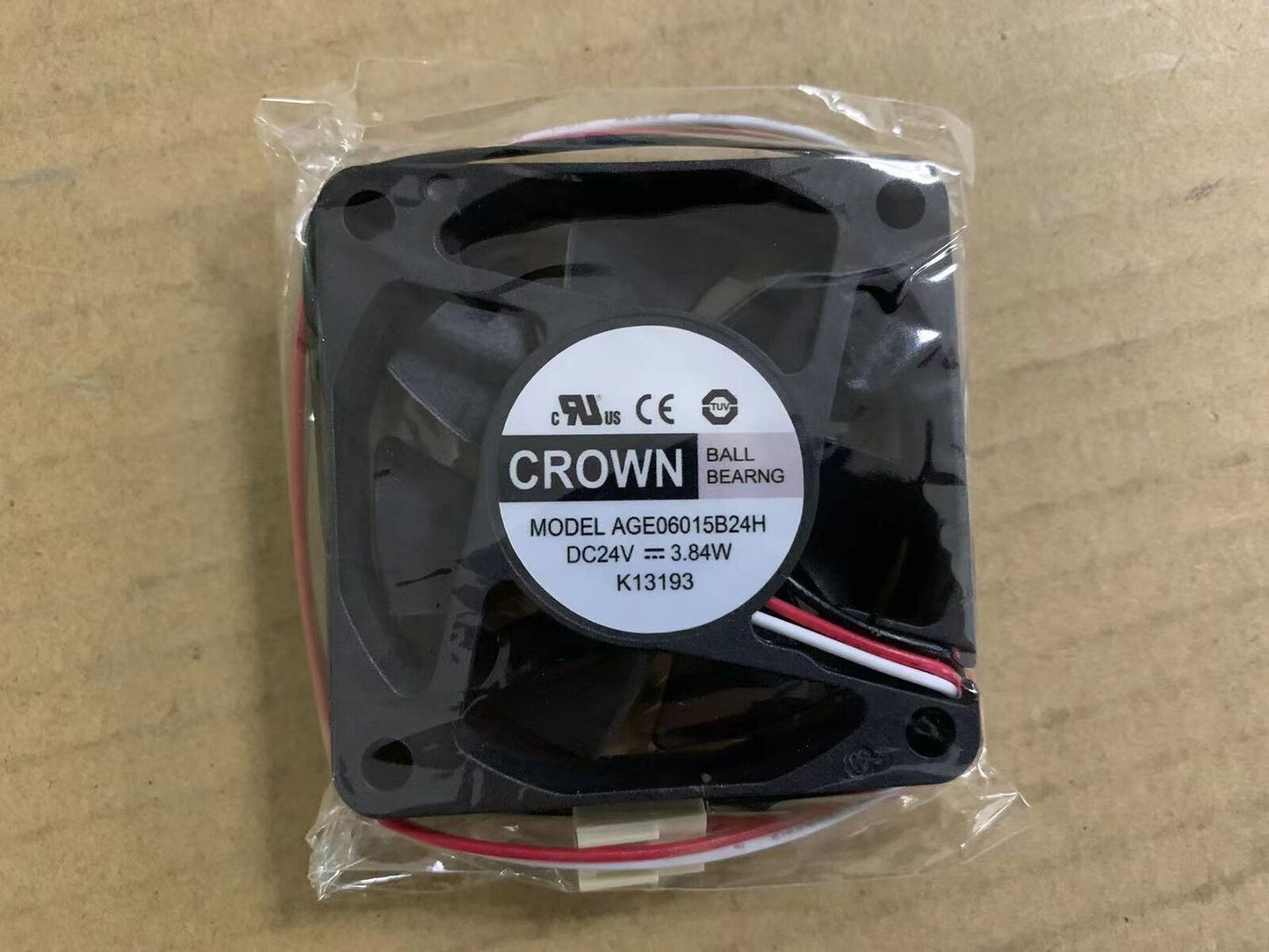 new CROWN AGE06015B24H DC24V 3.84W 6015 6CM 3-pin cooling fan