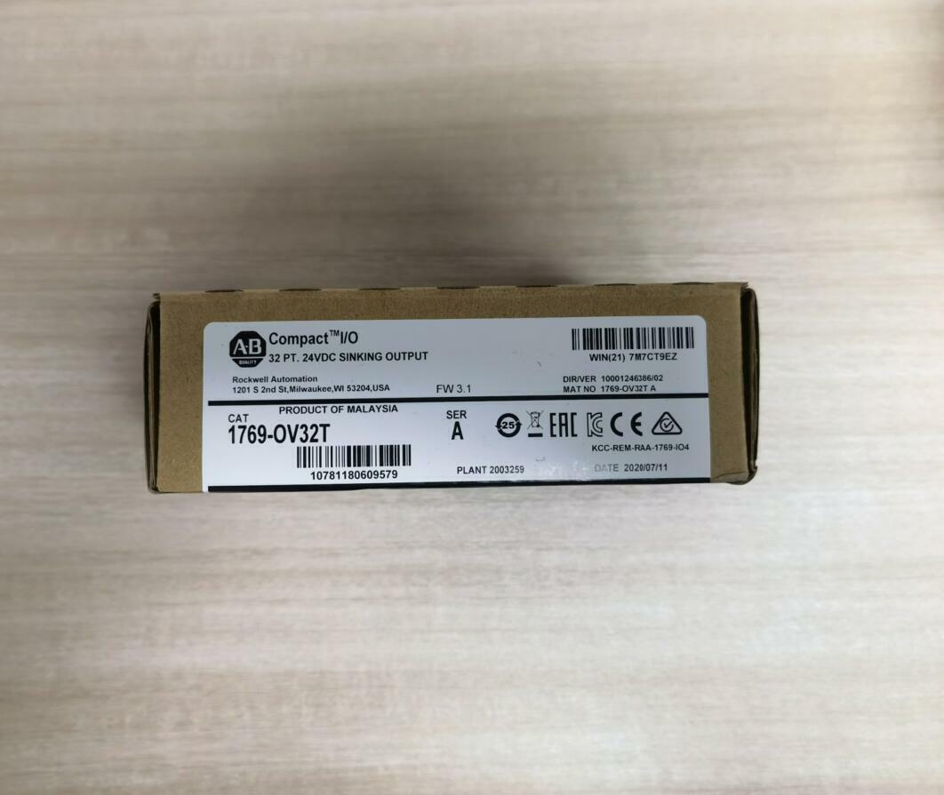 New Factory Sealed 1769-OV32T SER compact output module US - KOEED