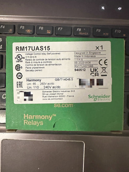 1PC  Schneider RM17UAS15  Control Relay   Free Ship