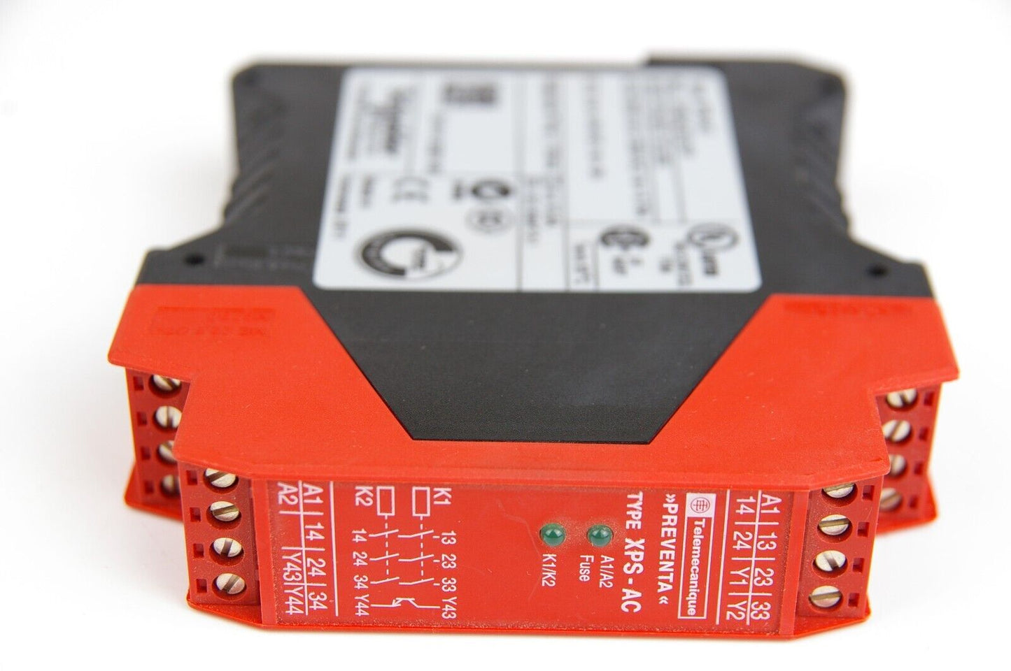 new Schneider Electric XPSAC5121P Safety Relay Module - SCHNEIDER ELECTRIC