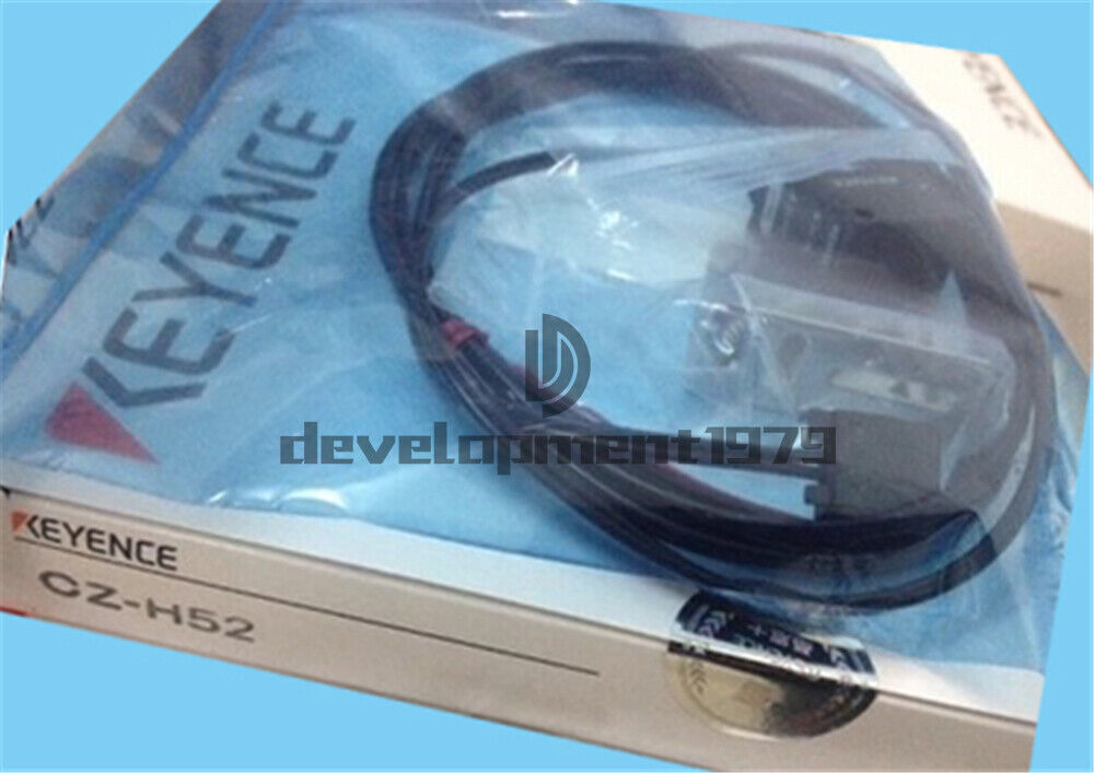 Keyence Sensor CZ-H52 - New Sensor, Packaged Unit - KEYENCE
