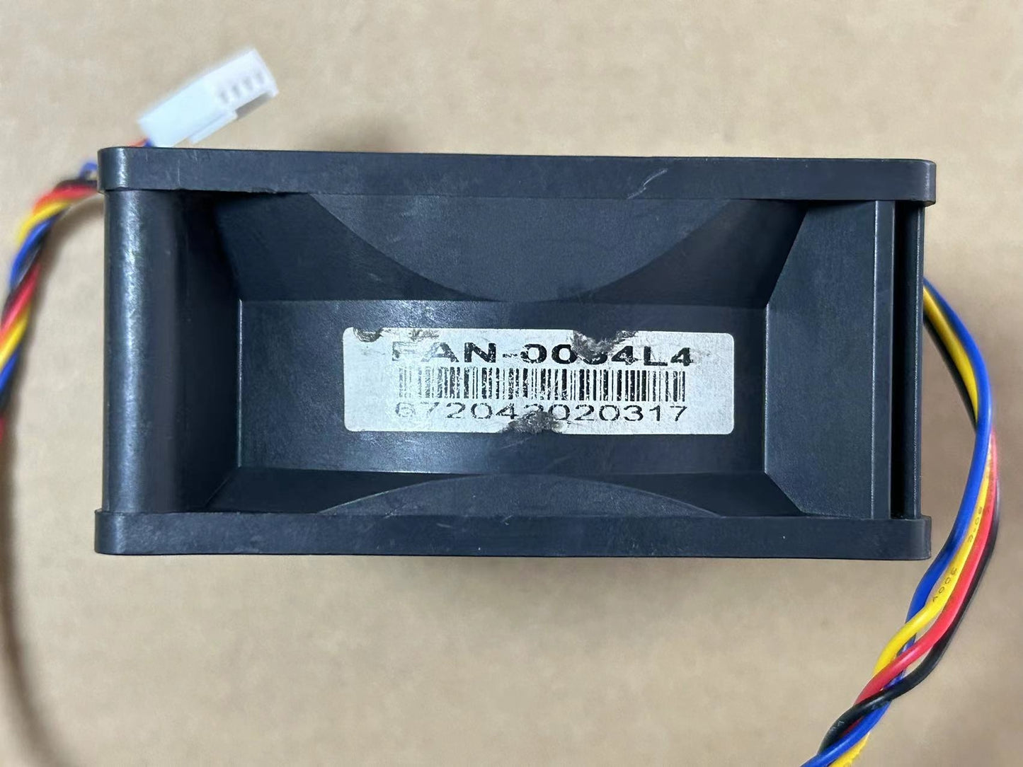 new Sanyo 9G0812P1F03 8038 12V 0.58A server 4-wire temperature control cooling fan