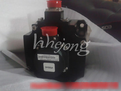 New 1PCS Mitsubishi Servo Motor HF203S-A42 - MITSUBISHI