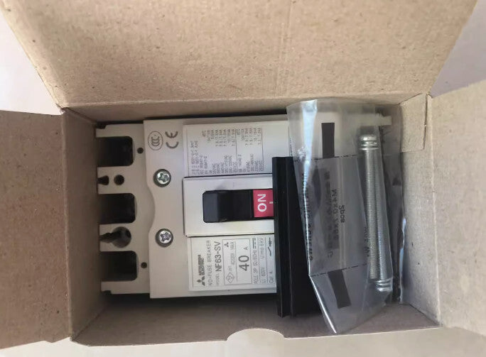 1PC  Mitsubishi Molded case circuit breaker NF63-SV 3P