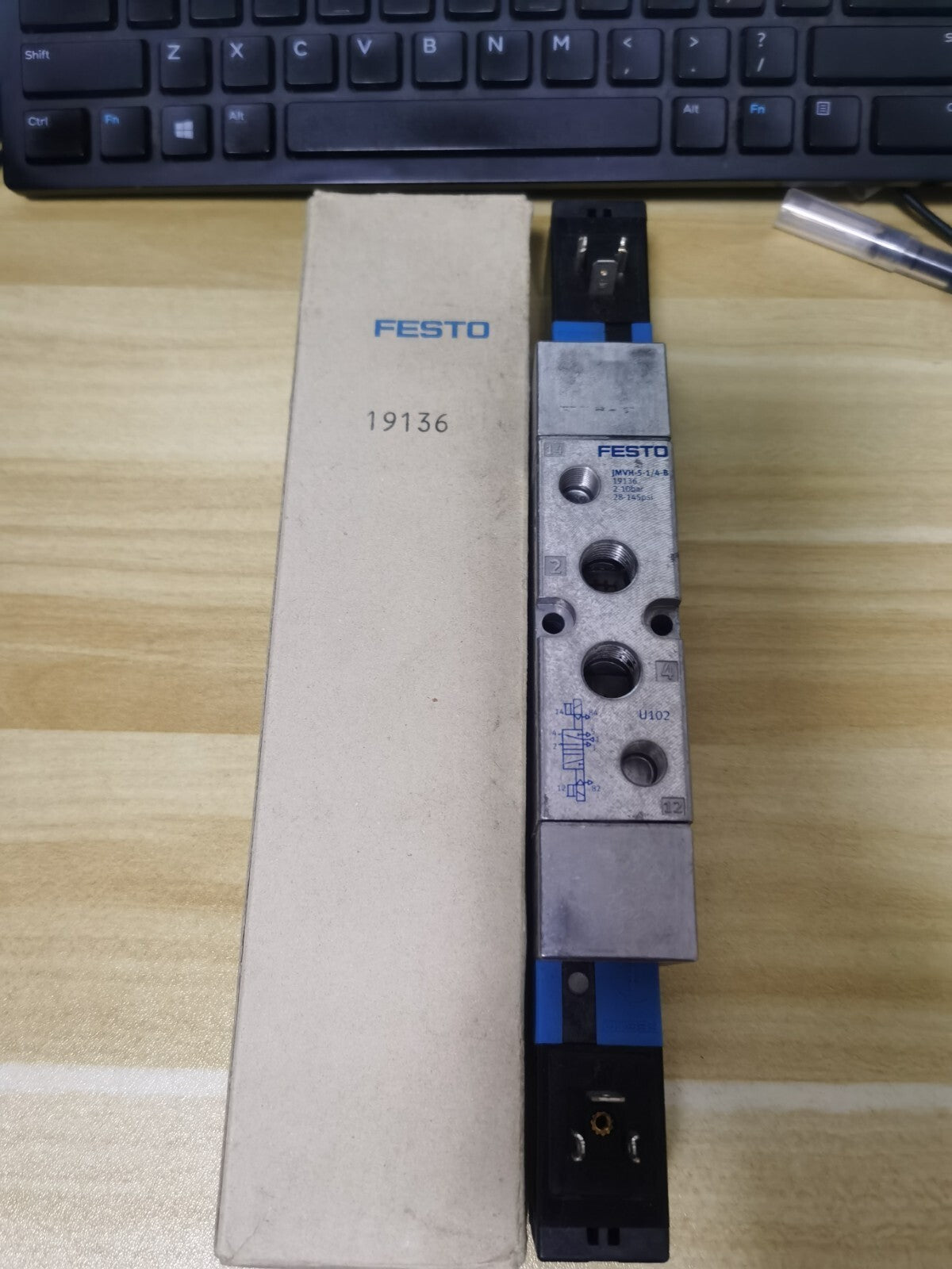 1PC Festo JMVH-5-1/4-B 19136 Solenoid Valve In Box