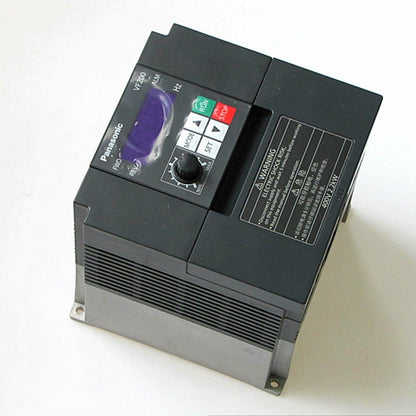 1PC Panasonic Inverter VF200 AVF200-0224 2.2 KW 380 V AC Inverter - PANASONIC