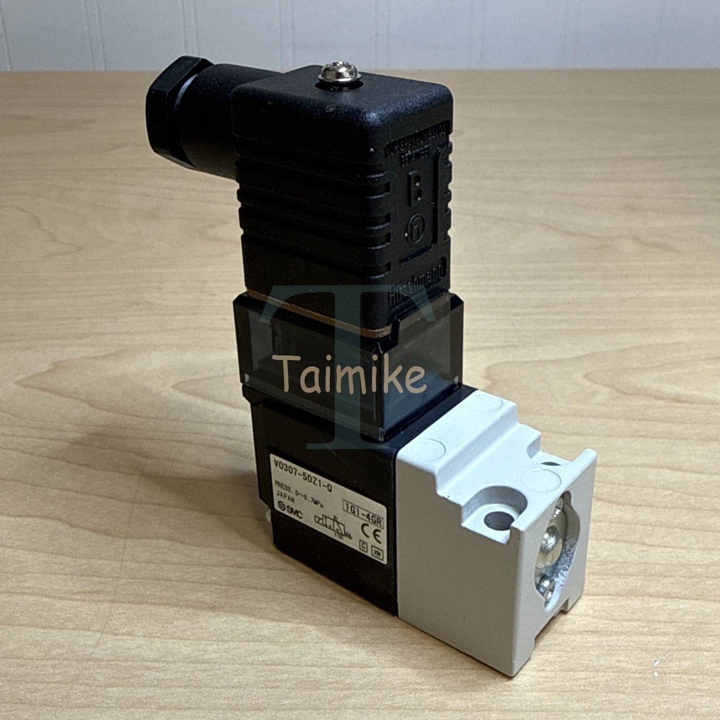 ! SMC VO307-5DZ1-Q 3-Port Solenoid Valve