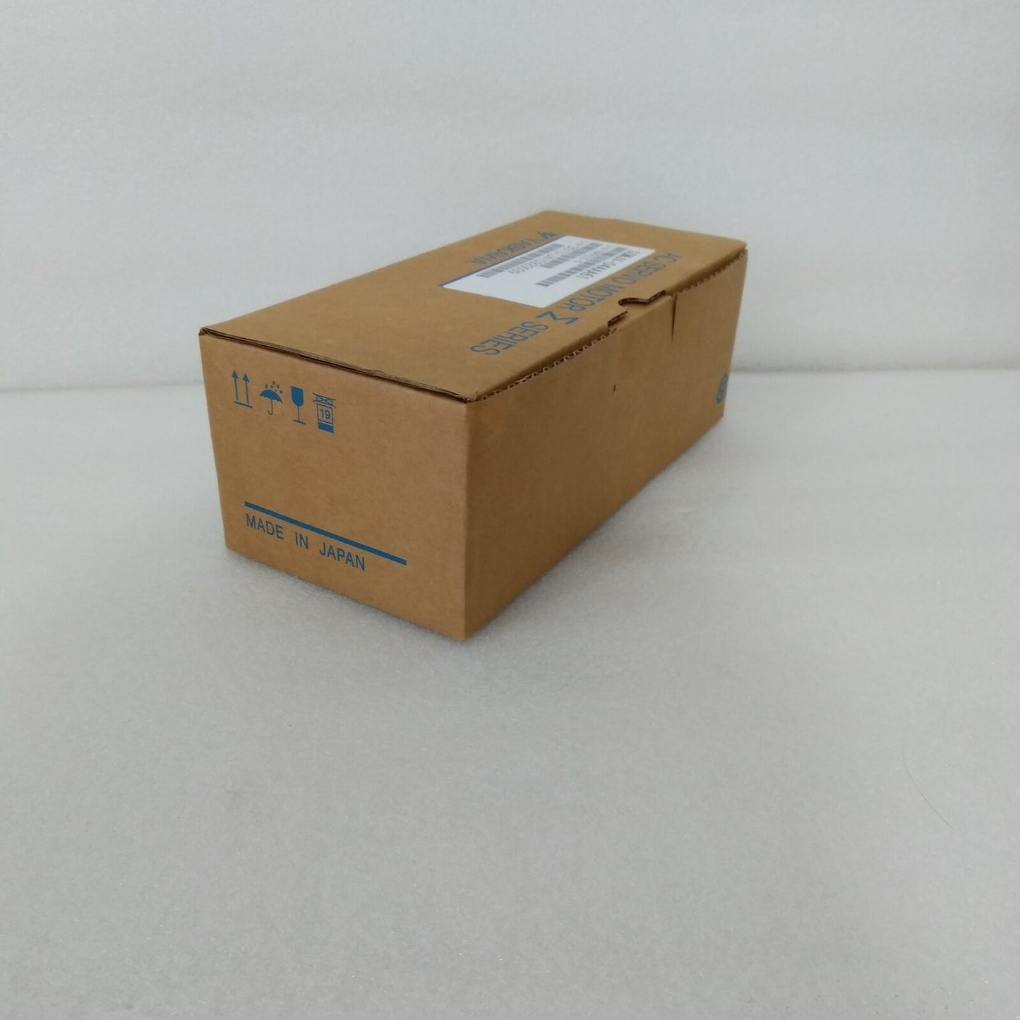 24-Hour YASKAWA SERVO Motor SGMJV-04AAA61 - YASKAWA