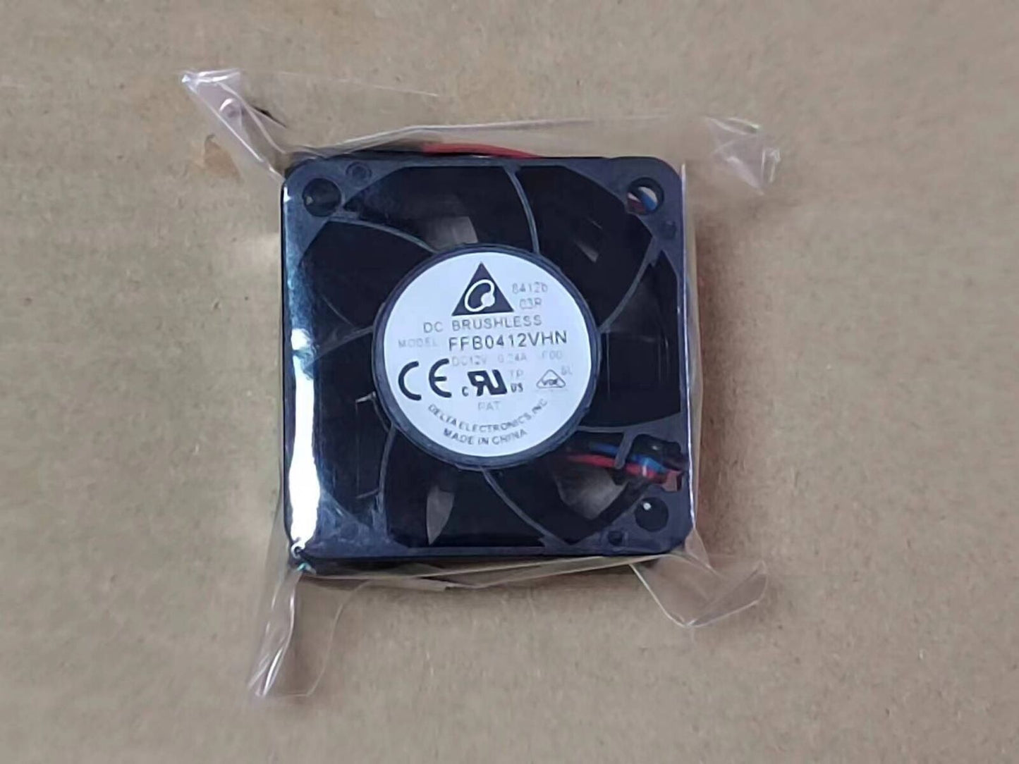 new Delta FFB0412VHN 4028 12V 0.24A cooling fan 40*40*28MM