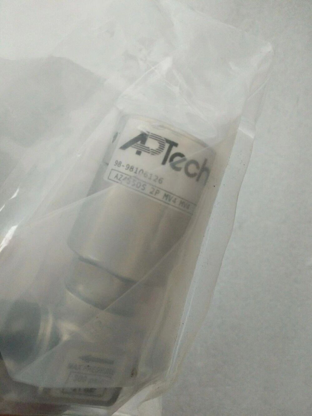 1PCS APTech AZ4550S 2P Valve - APTECH