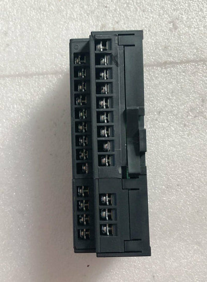 used ONE Mitsubishi AJ65SBTB1-16T Output Unit Tested it In Good Condition - MITSUBISHI