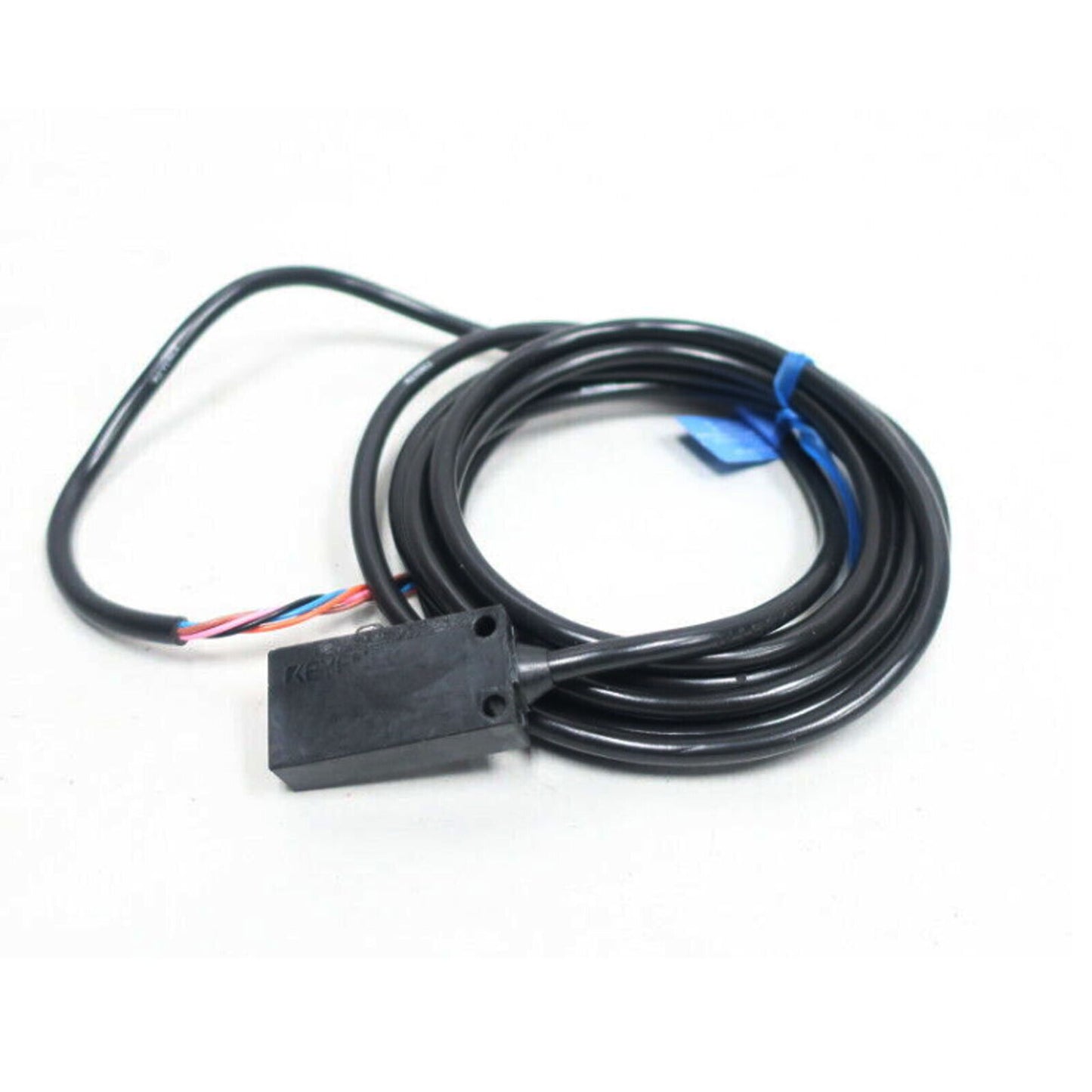 KEYENCE PZ101 | BUILT-IN AMP | PHOTOELECTRIC SENSORS | SWITCH PLC - KEYENCE