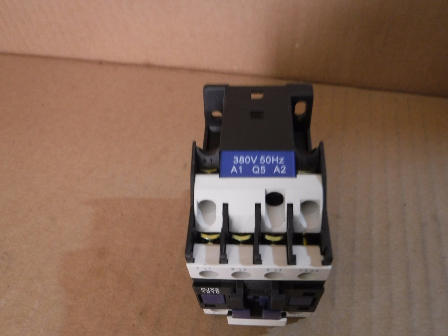 DELIXI CJX2-12 GB 14048.4 ITH-25A UI-690V AC-3 380V 50HZ