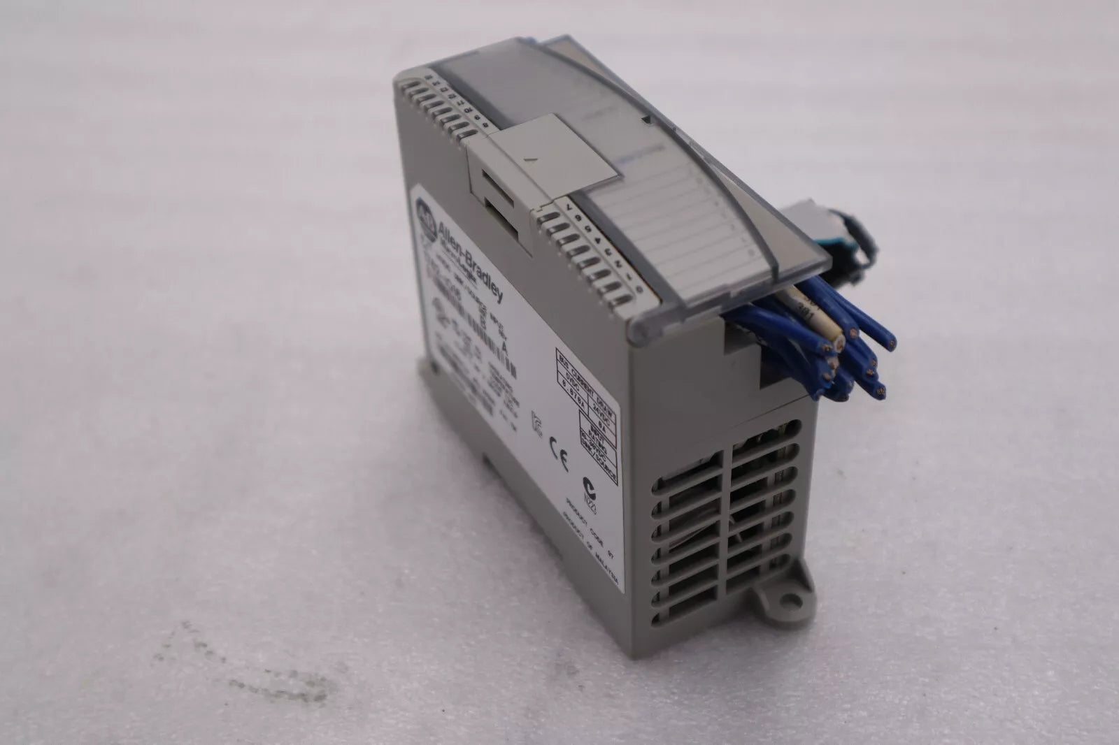 Sealed AB 1762 IQ16 MicroLogix 16 PT 24V DC Input Surplus In Box - MICROLOGIX