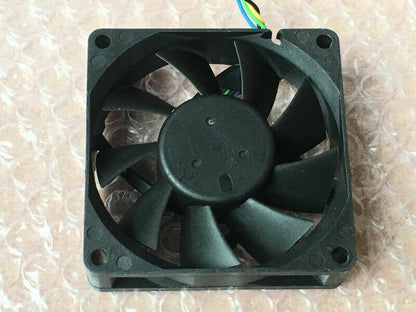 new Delta AFB0712VHD 7020 7CM 12V 0.40A 4-wire PWM speed cooling fan