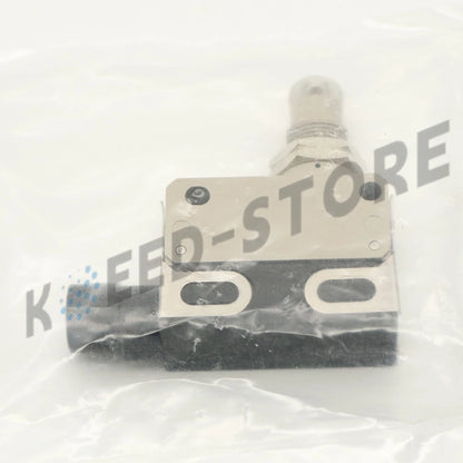 1PCS Omron D4E-1A10N Limit Switch D4E1A10N
