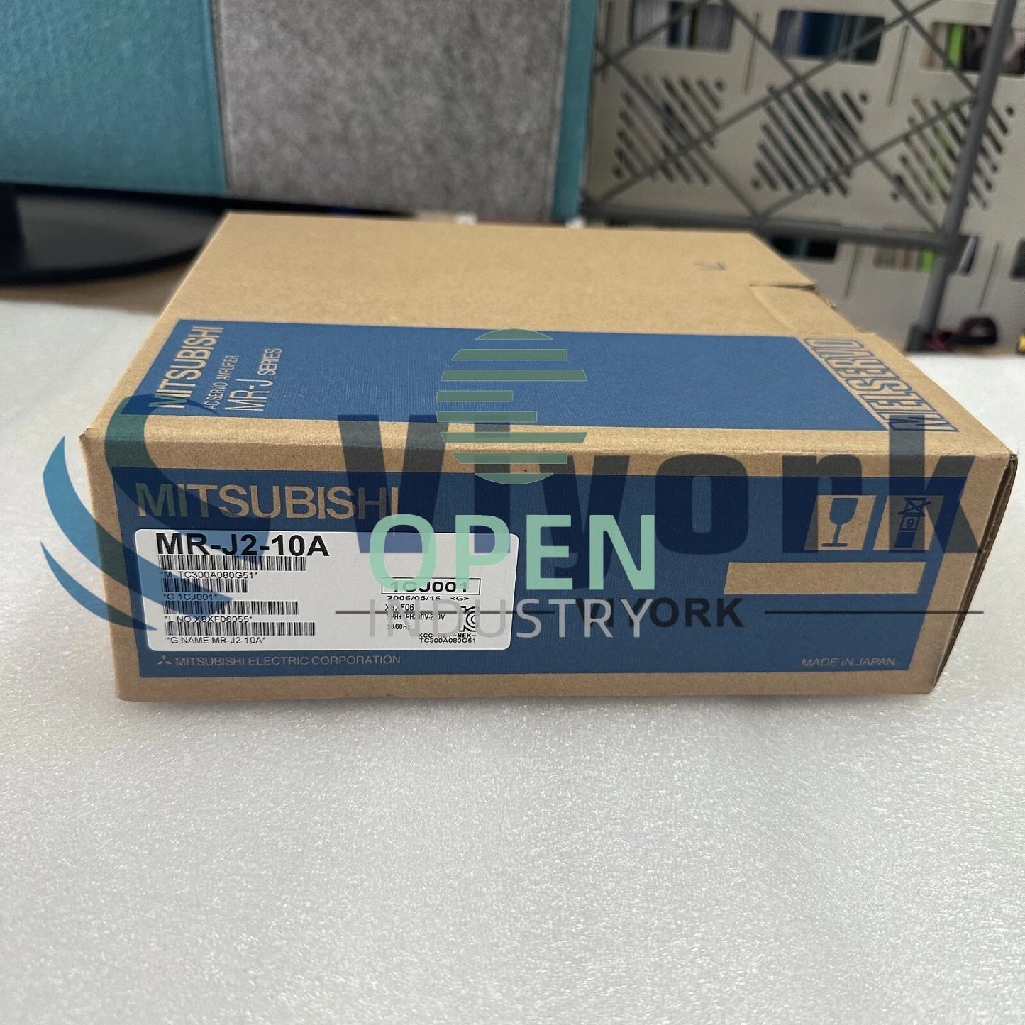 1PCS Mitsubishi MR-J2-10A SERVO DRIVE