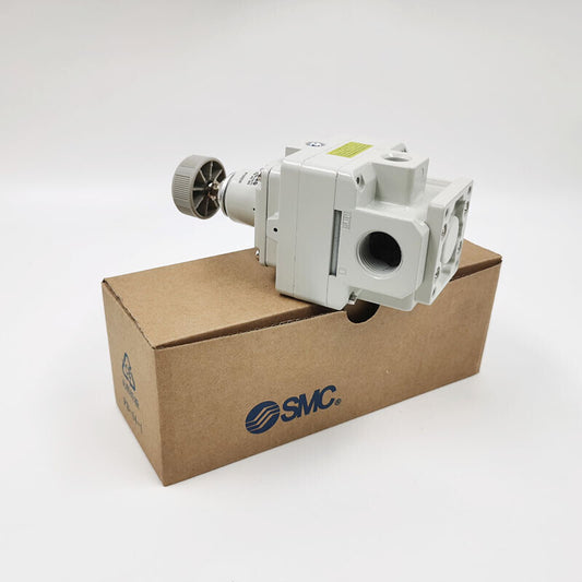 1PC  SMC Precision pressure reducing valve IR1000-01BG IR100001BG