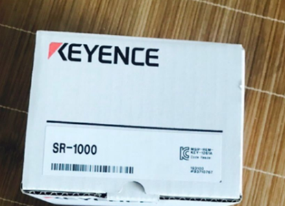 KEYENCE SR-1000 Automatic Focus Code Reader - KEYENCE