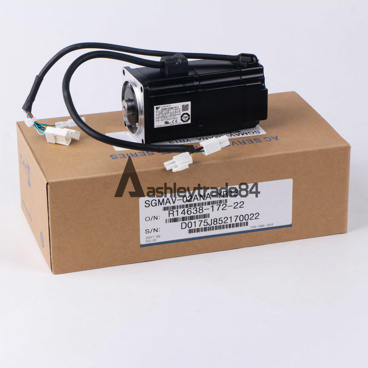 ONE YASKAWA SERVO MOTOR SGMAV-02ANA-YR13