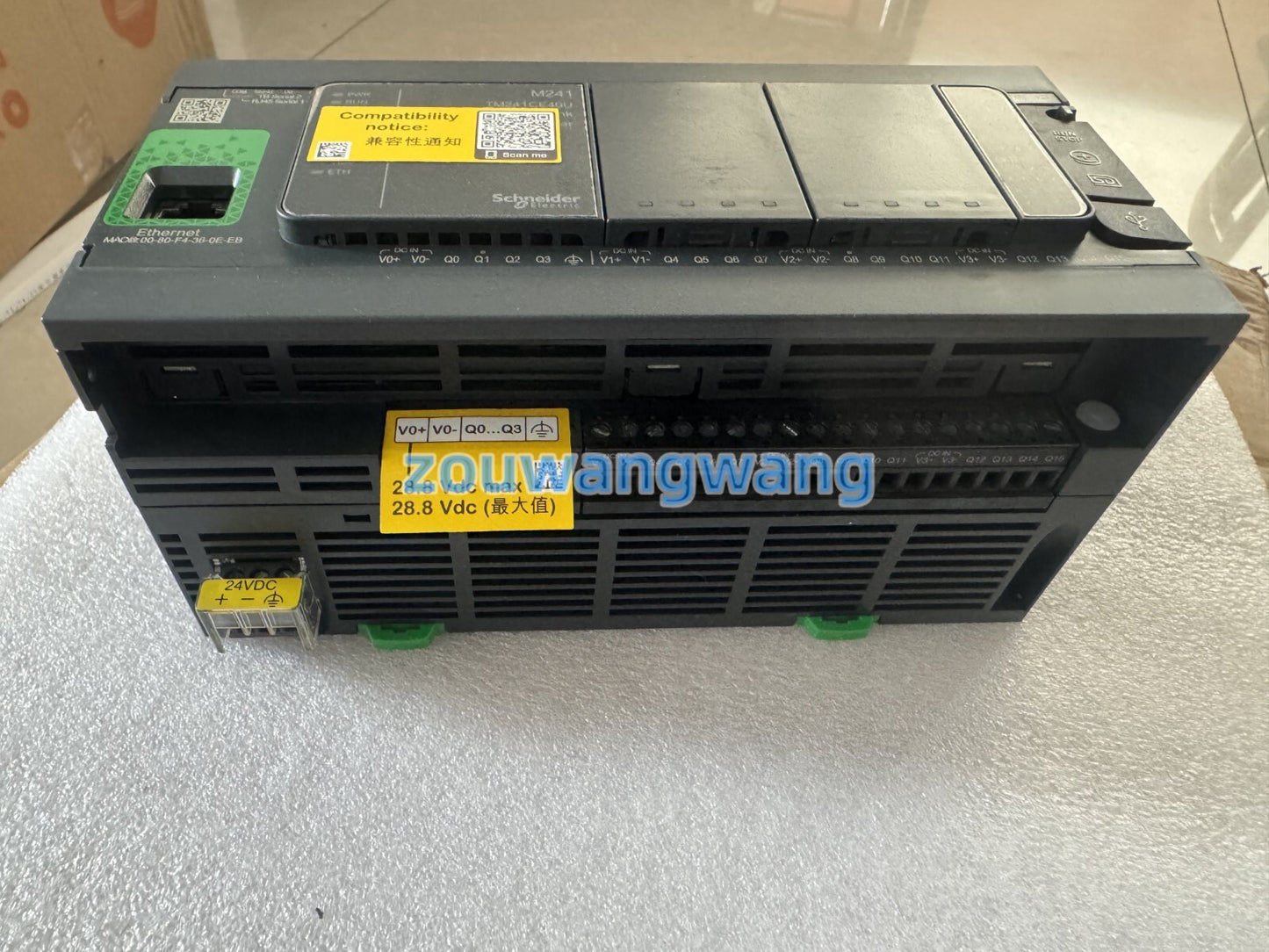 new TM241CE40U programmable logic controller module for fast deli