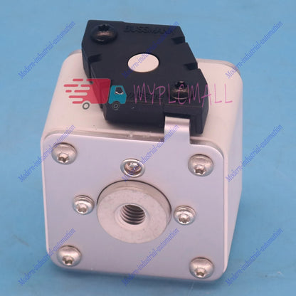 1PC 170M5462 BUSSMANN Fuse 630A 690V/700V fast Ship #YP1