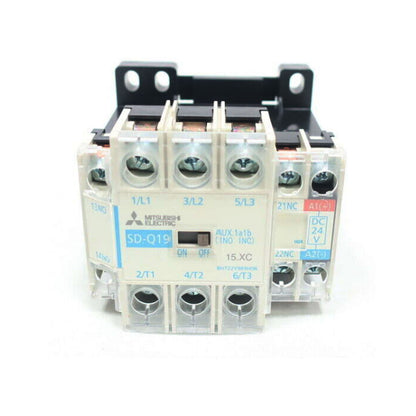 Mitsubishi SD-Q19 24VDC Contactor Switch - MITSUBISHI