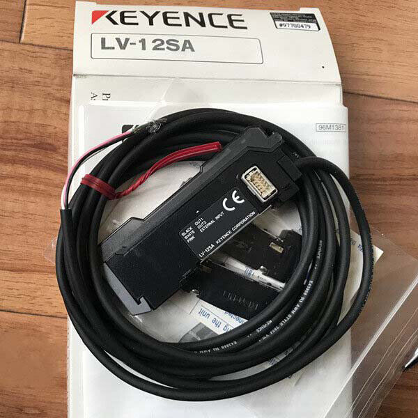 1PC Keyence Digital Laser Sensor LV-12SA Spot Stock - KEYENCE