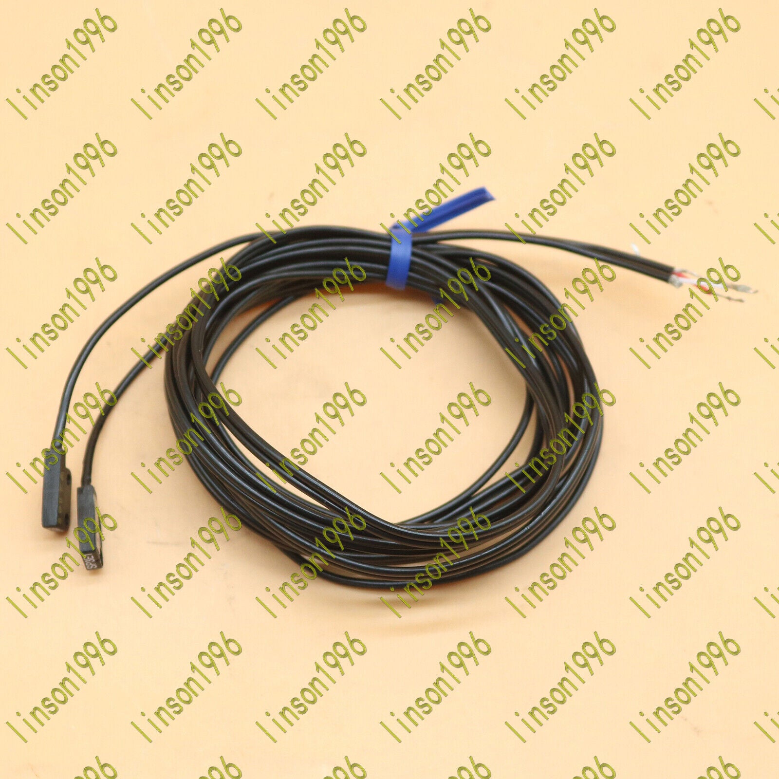 BANNER SP3ER1 Photoelectric Switch in Box - BANNER