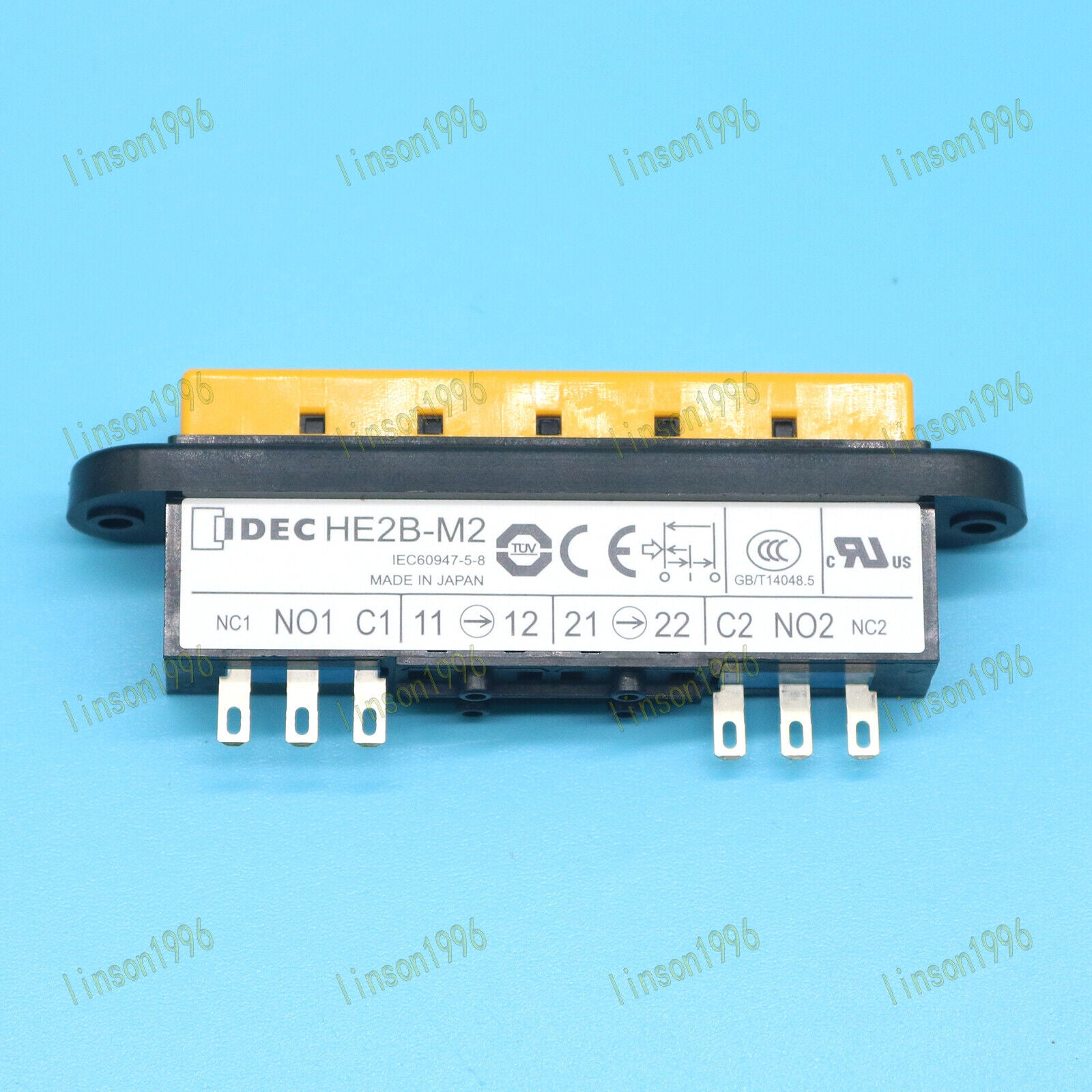 1PCS Robot Enable Switch Module IDEC HE2B-M2 Industrial Controller with 4-20MA Input Output - IDECCUBE