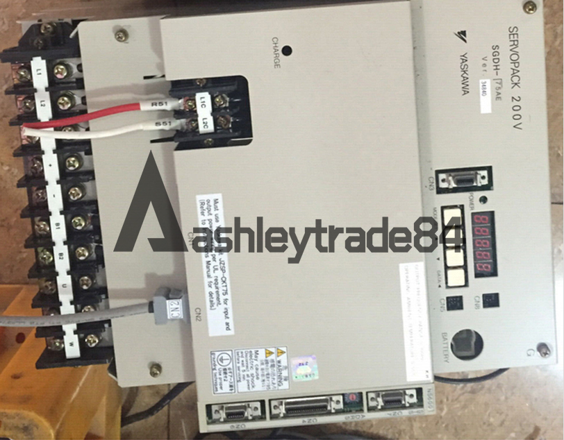 used 1PCS Yaskawa servo drive SGDH-75AE