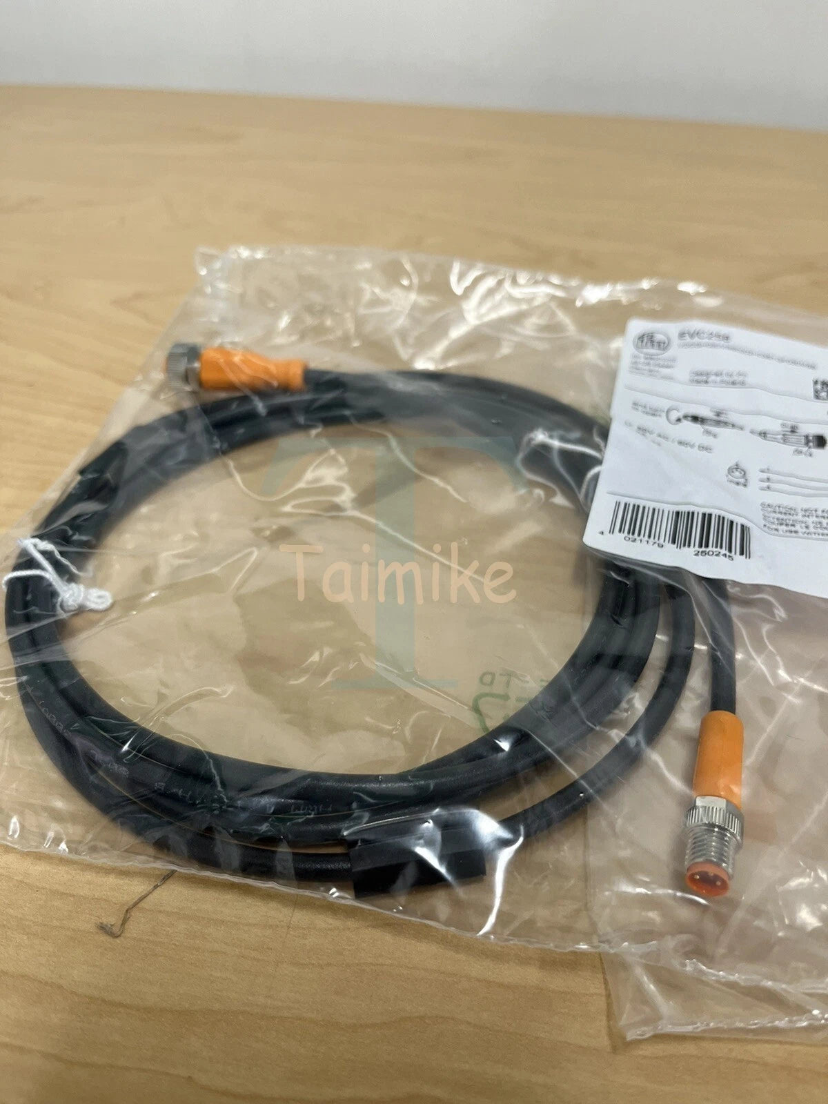 ! IFM EFECTOR EVC258 Sensor Connection 2m Cable - M12/M8 - Factory Sealed!