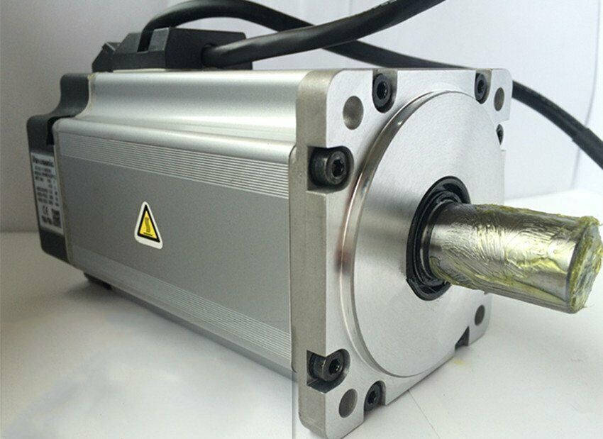 new 1PCS For Panasonic MHMD102P1C servo motor - PANASONIC