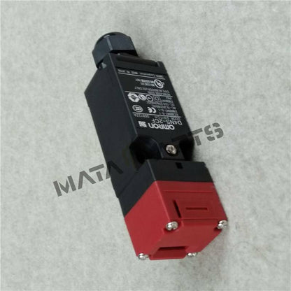 Omron D4NS-2CF Safety Door Switch - OMRON