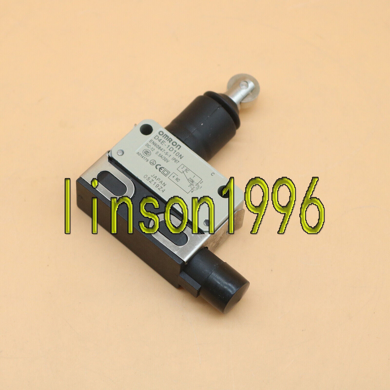 Omron D4E-1D10N Limit Switch - OMRON