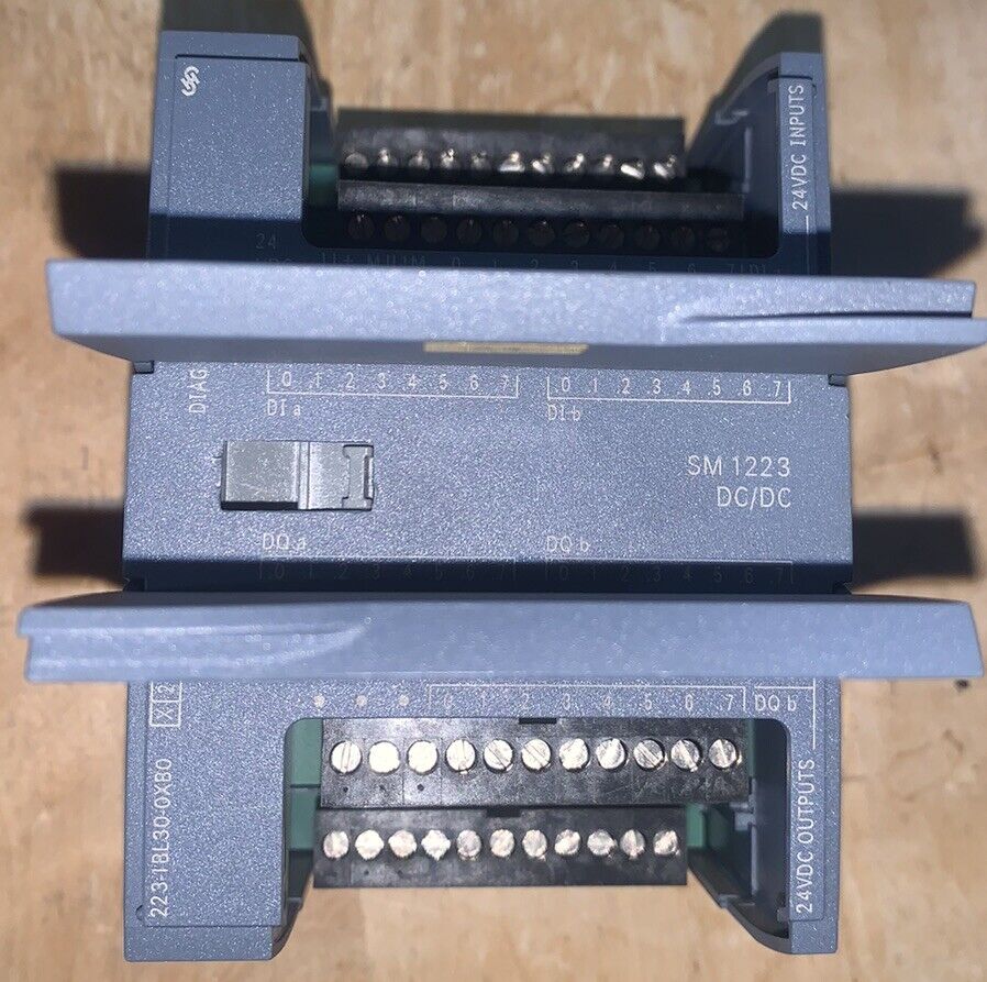 used Simatic S7-1200 SM1223 6ES7 223-1BL30-OXBO - SIEMENS