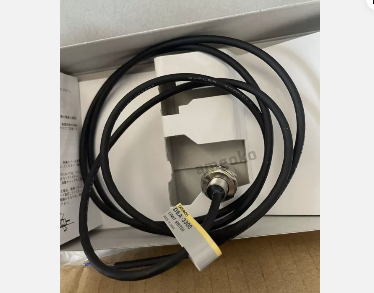Omron D5A-3300 Limit Switch, High-Precision Industrial Limit Switch - OMRON