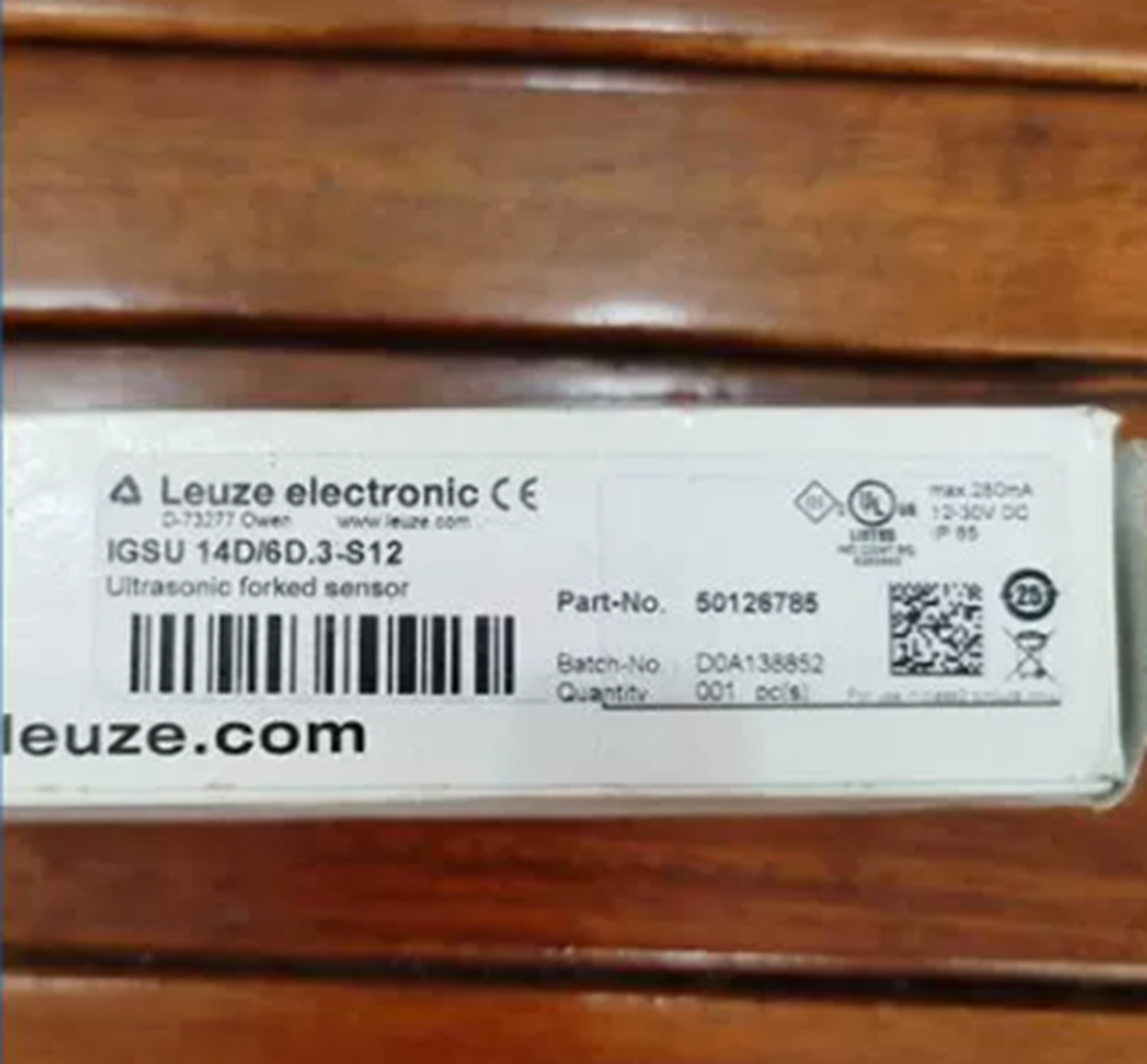 LEUZE IGSU 14D/6D.3-S12 - Ultrasonic Transparent Label Sensor - LEUZE