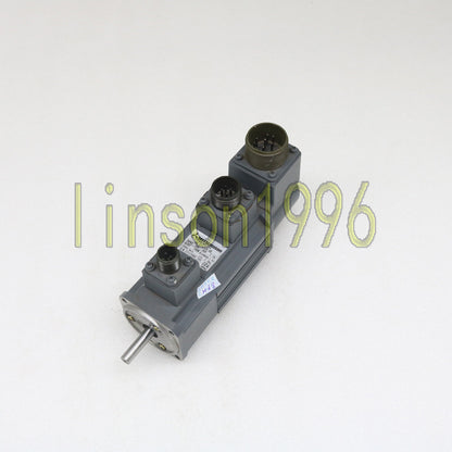 Mitsubishi Servo Motor HA-FF13CB-UE - MITSUBISHI