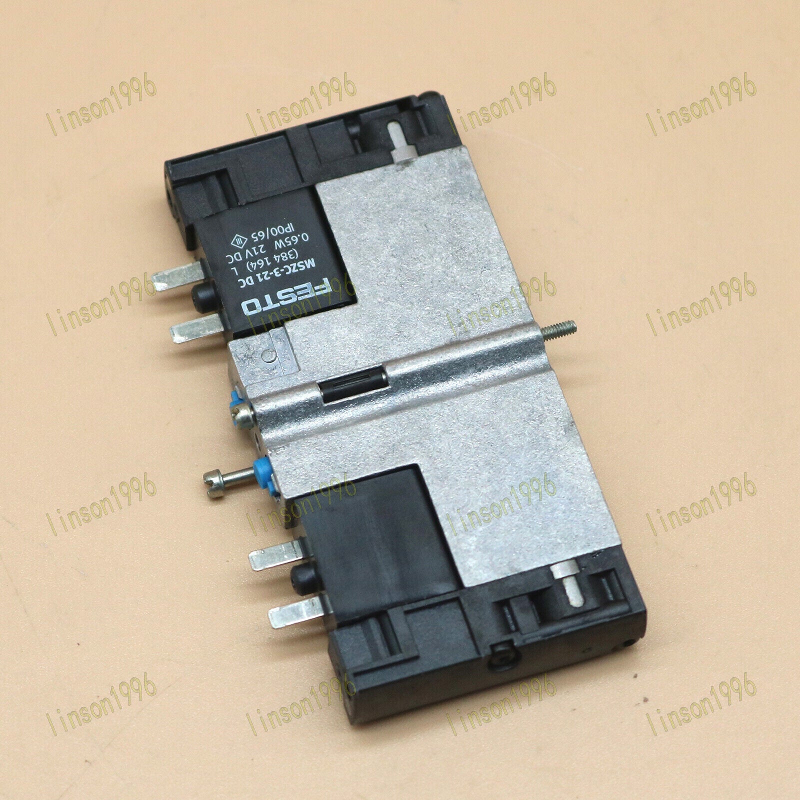 ONE FESTO Solenoid Valve CPA10-M1H-5/3ES SHIP - FESTO