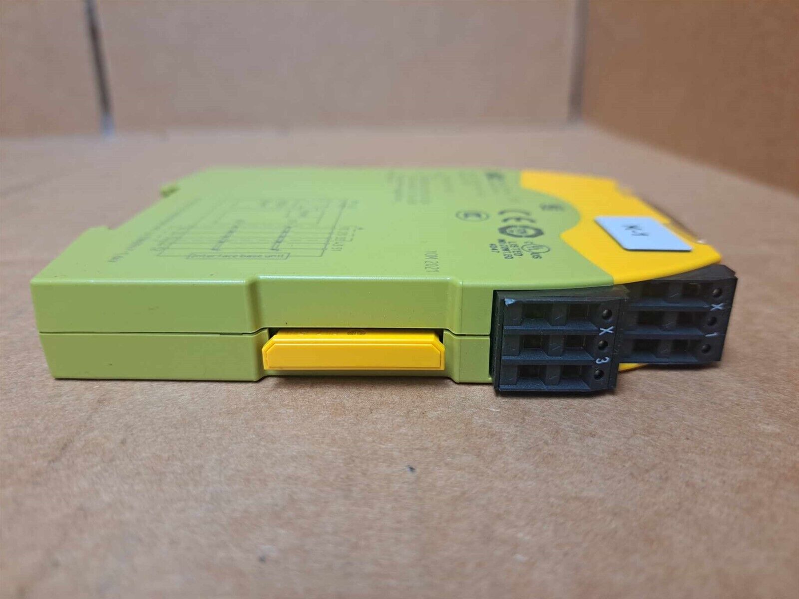 new Pilz Safety Relay PN0Z s7 C 24VDC Ident.No. 751107 - PILZ