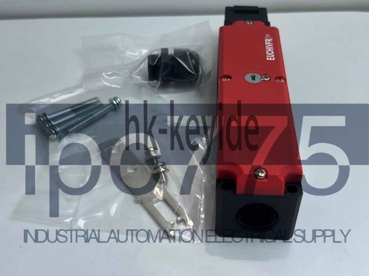 1pcs EUCHNER safety switches TP3-4121A024M