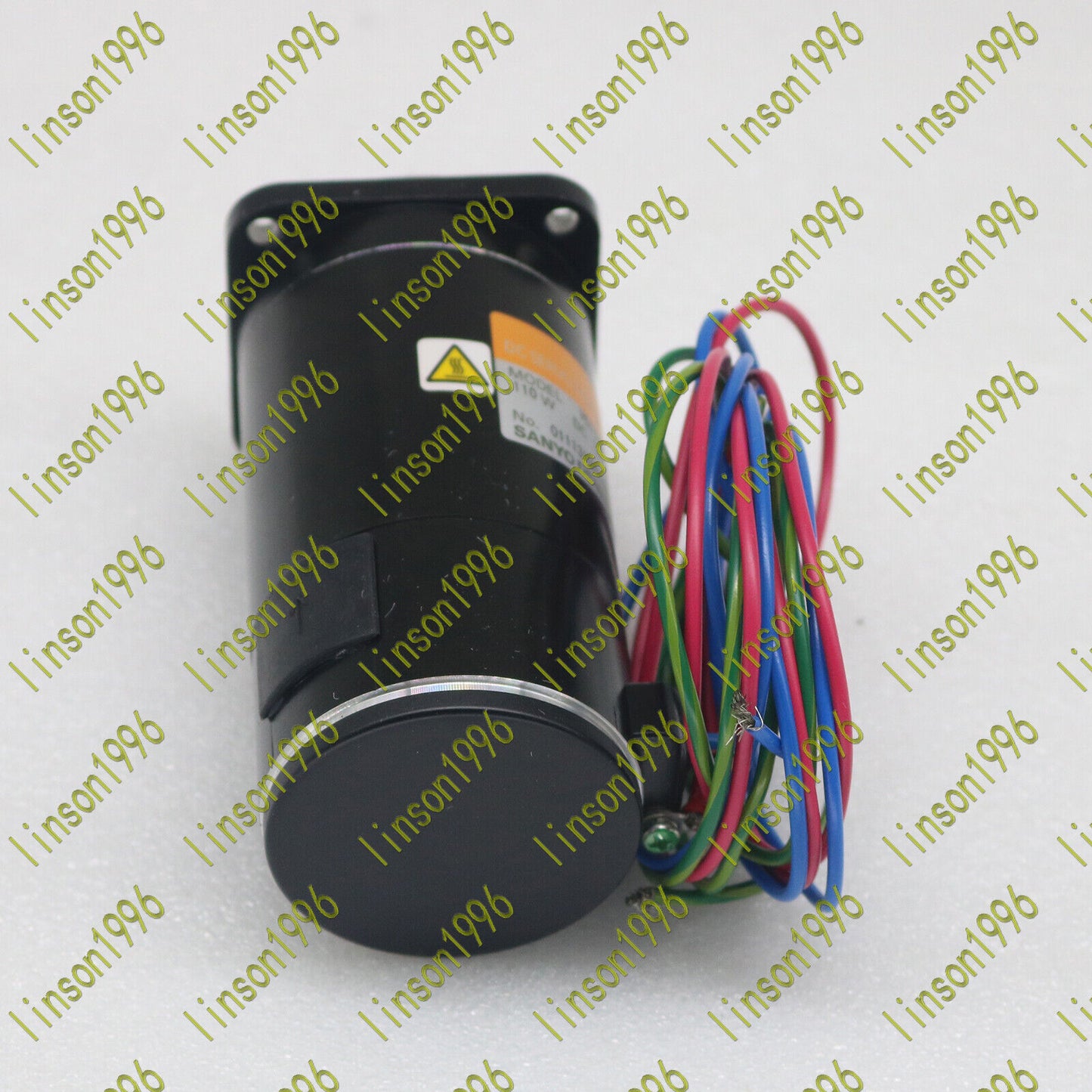 1PC Servo Motor V511-012 - SANYO DENKI
