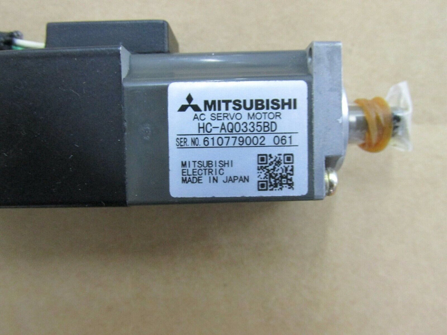 new MITSUBISHI AC SERVO MOTOR HC-AQ0335BD HCAQ0335BD - MITSUBISHI