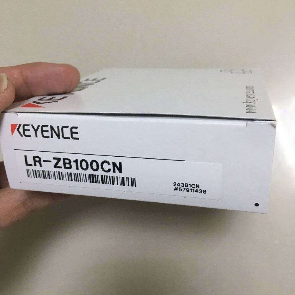 1PC KEYENCE LR-ZB100CN Photoelectric Sensor Spot Stock - KEYENCE