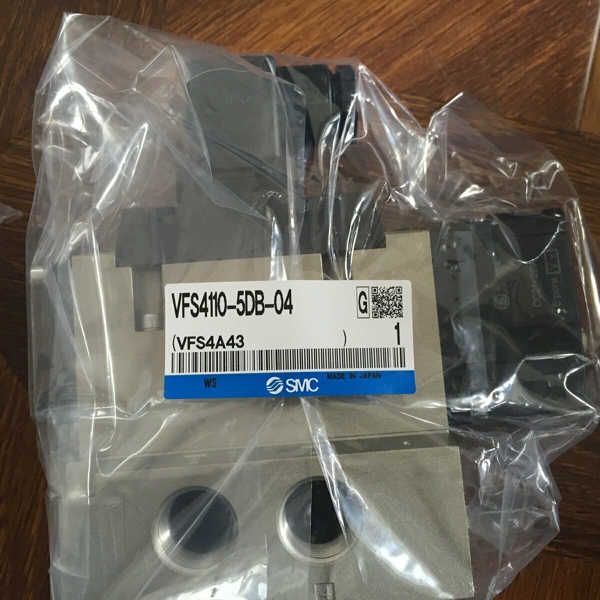 1PC SMC VFS4110-5DB-04 Solenoid Valve - SMC