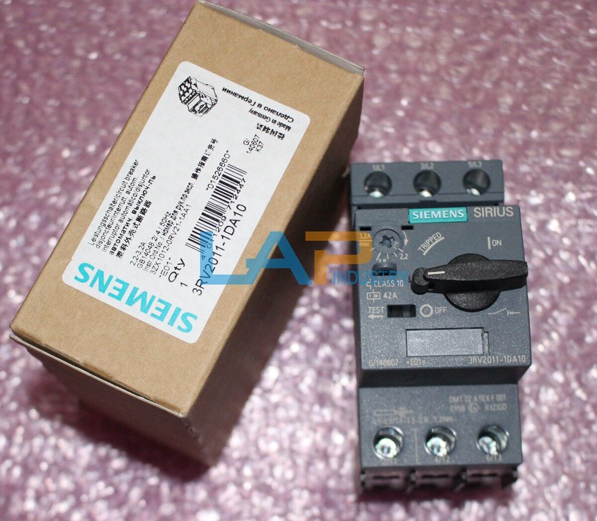 new 1PC  For Siemens Circuit Breaker 3RV2011-1DA10 2.2-3.2A