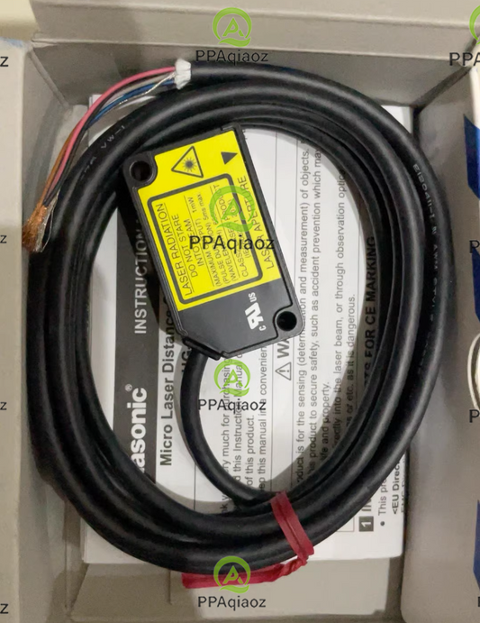 1 Piece Panasonic HGC1400P Laser Displacement Sensor Model HG-C1400-P - PANASONIC