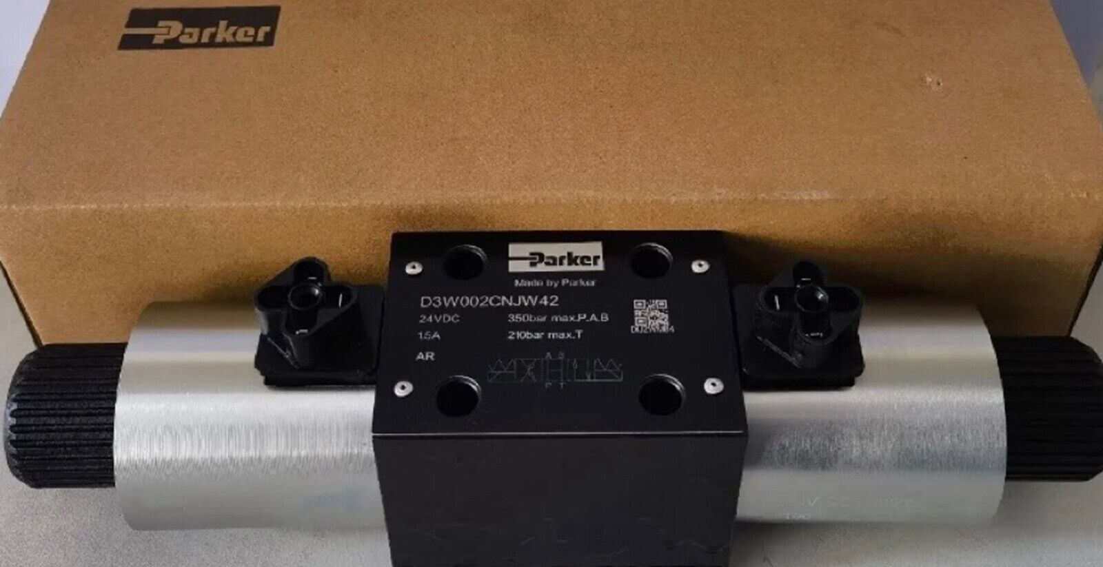 new  PARKER D3W002CNJW-42 Hydraulic Solenoid Valve